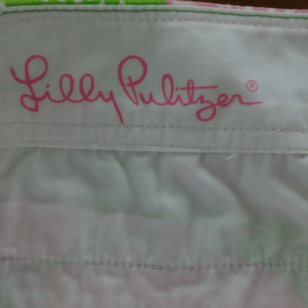 Lilly Pulitzer  green pink fruit animal print flat front  The Walsh Short Sz 0 - Picture 5 of 7